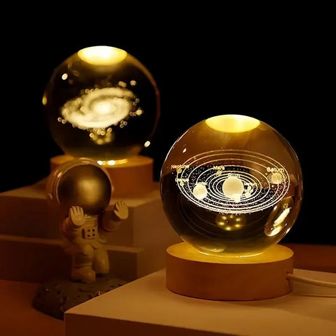 Crystal LED Lamp - Saturn and Solar System | Relaxing Atmosphere and Unique Gift